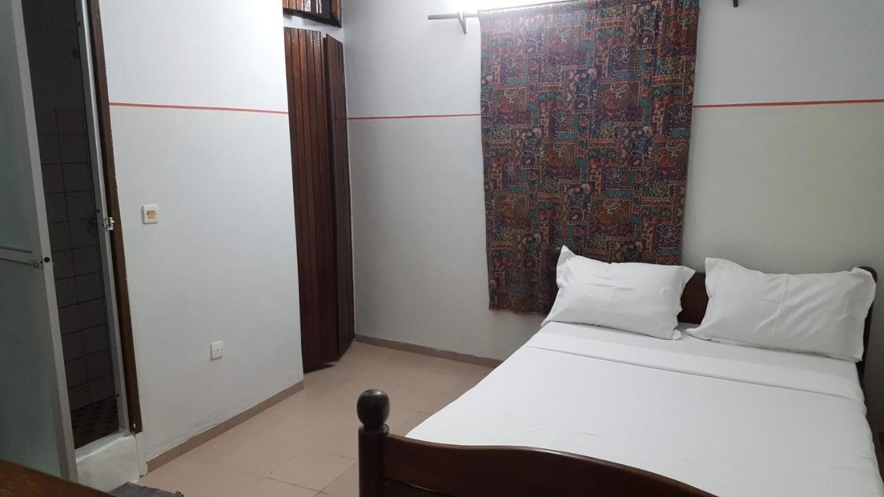 Academia Hotel โลเม ภายนอก รูปภาพ